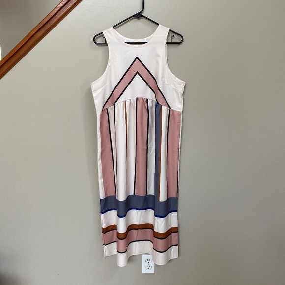 Dresses & Skirts - Women’s Dress